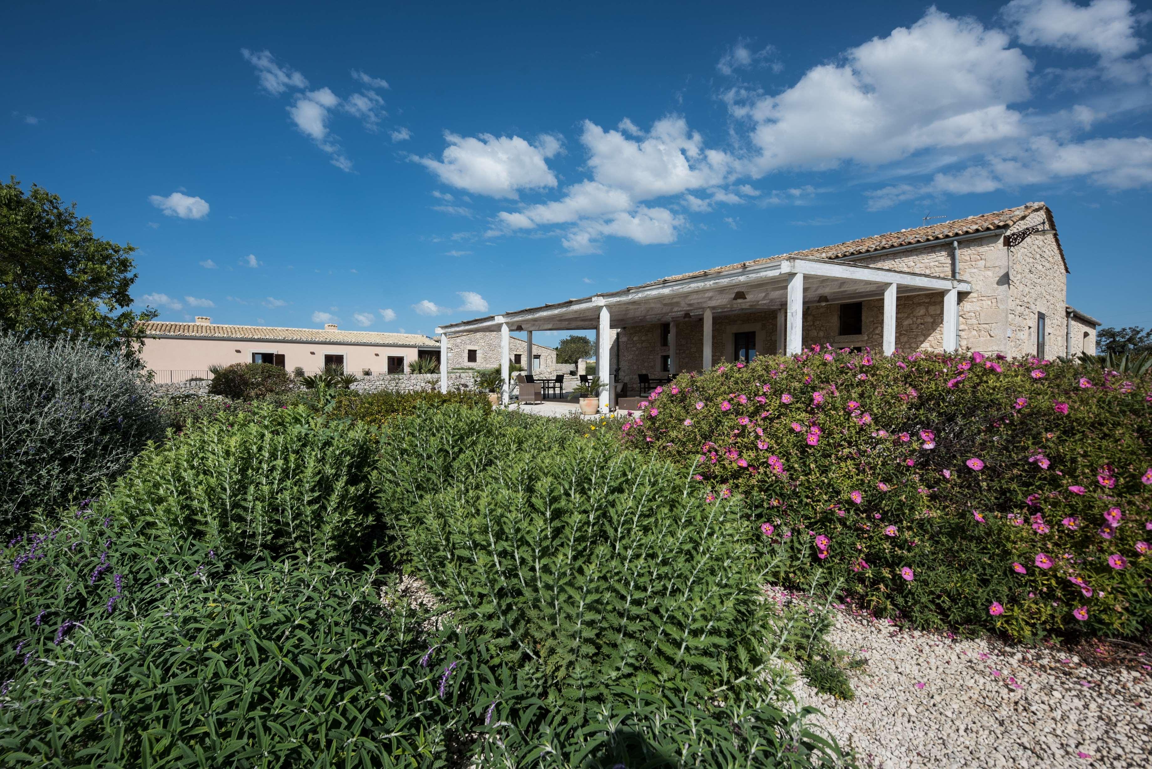 Hotel La Dimora Di Spartivento - Bw Signature Collection