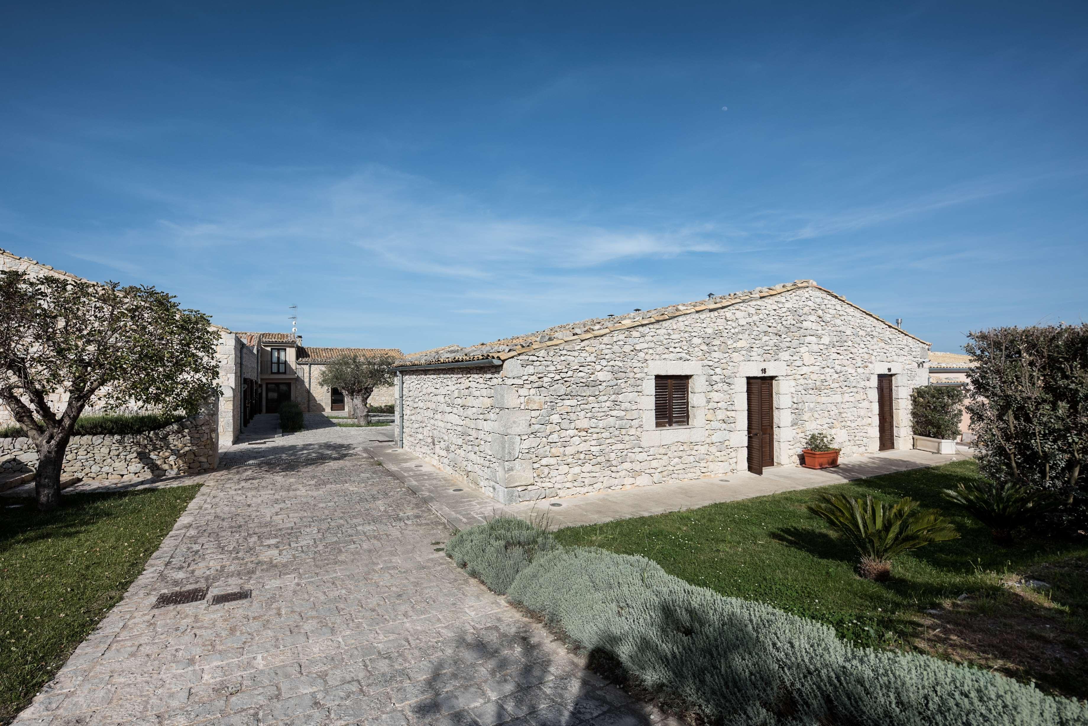 Hotel La Dimora Di Spartivento; Bw Signature Collection 3*